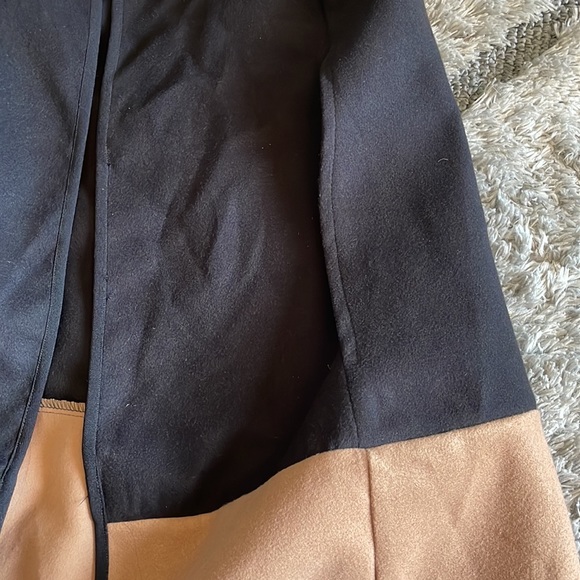 SHEIN Color Block Cape - Picture 2 of 3